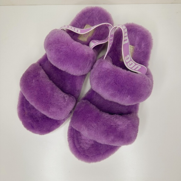 Ugg slippers size 39eur / US 8 - Picture 1 of 7